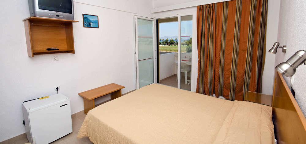 Tropical Sol Hotel Tigkaki  Ngoại thất bức ảnh